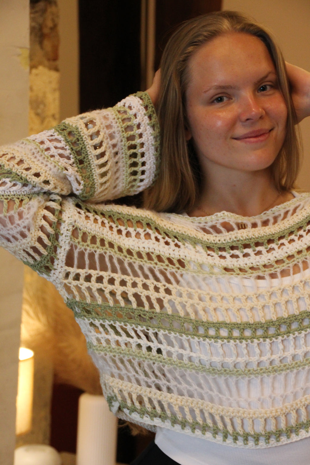 Summer Escape Sweater - M