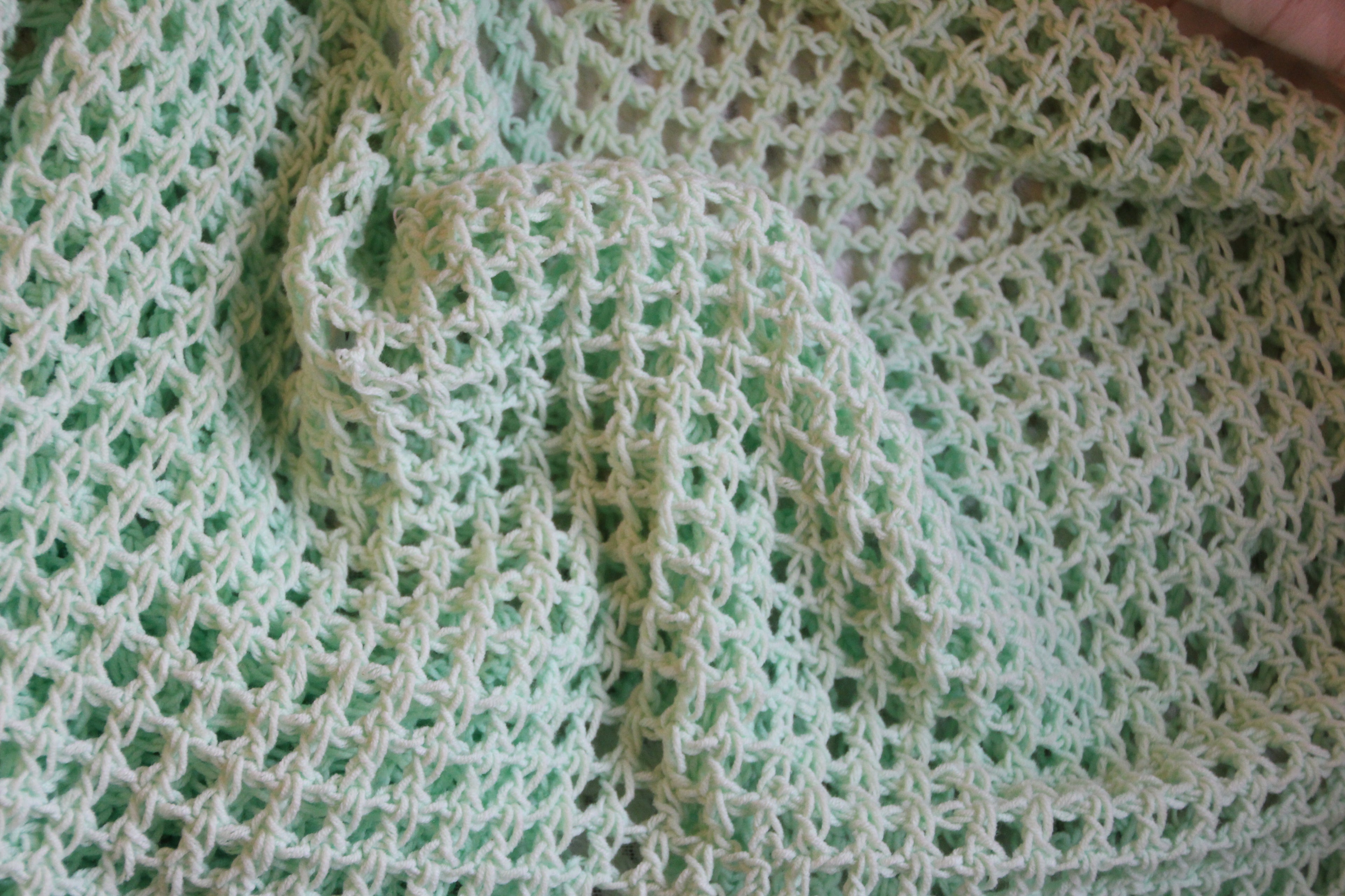 Emerald Breeze Poncho - M